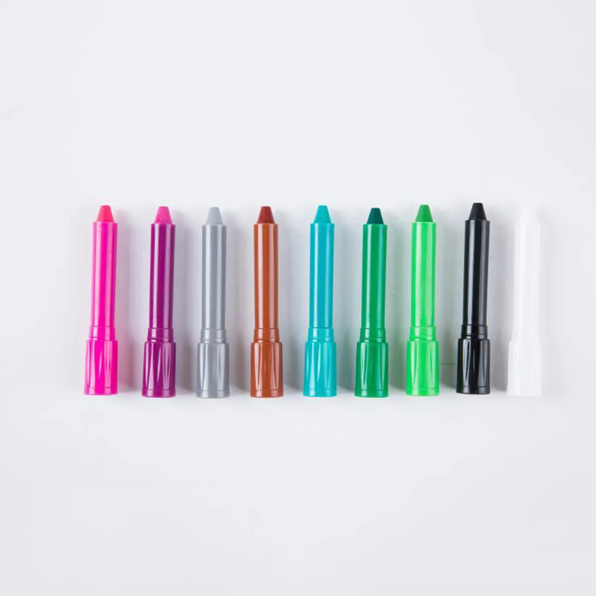 

12Pcs Water Soluble Crayons Rotating Easy Use Crayon Pens Set for Drawing Gouache Watercolor Gift