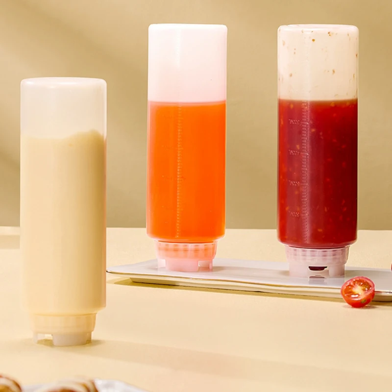 

NEW Inverted Plastic Squeeze Bottles, Refillable Tip Large Valve Dispenser Condiment Squeeze Bottle