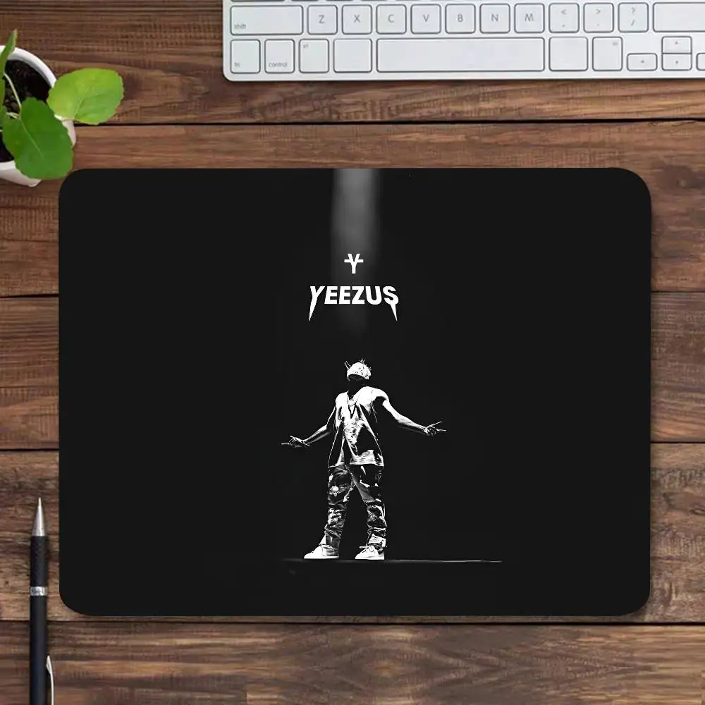 Singer Ye Kanye West Vultures Mousepad Small LockEdge Mouse Pad For Gamers Computer Desk Pad Rectangular Anti-slip Rubber