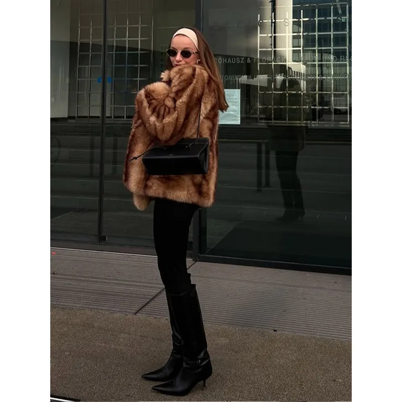 Women Faux Fur Short Coats Jackets Turn Down Collar Coat Thick Warm Y2k Streetwear Jacket Work Outerwear Autumn Winter 2025