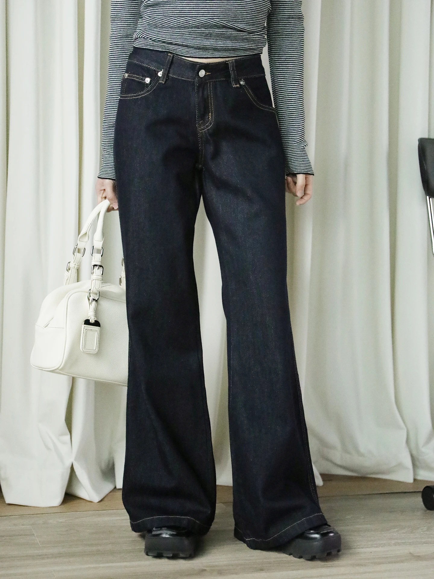 

Женские джинсы с высокой талией и широкими штанинами, темно-синие, повседневные, длинные, слегка расклешенные, винтажные, из денима, с эффектом похудения