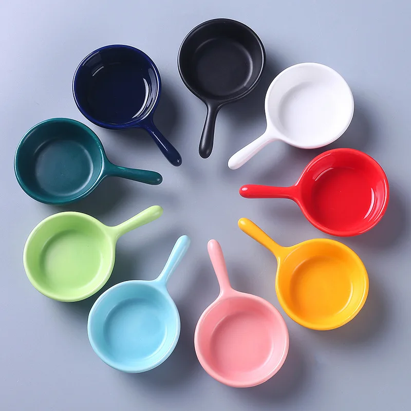 Wholesale creative color black blue white small serving ceramic soy sauce dish