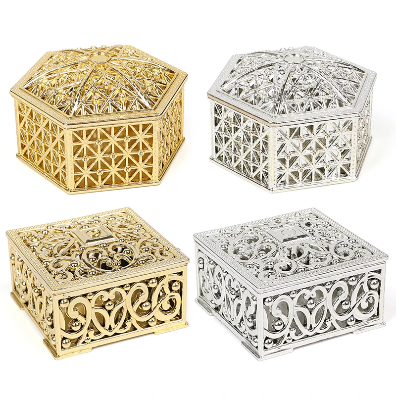 

2pcs Mini Treasure Jewelry Storage Box Hollow Gold Foil Candy Gift Treat Boxes Wedding Birthday Party Favors Souvenir Home Decor