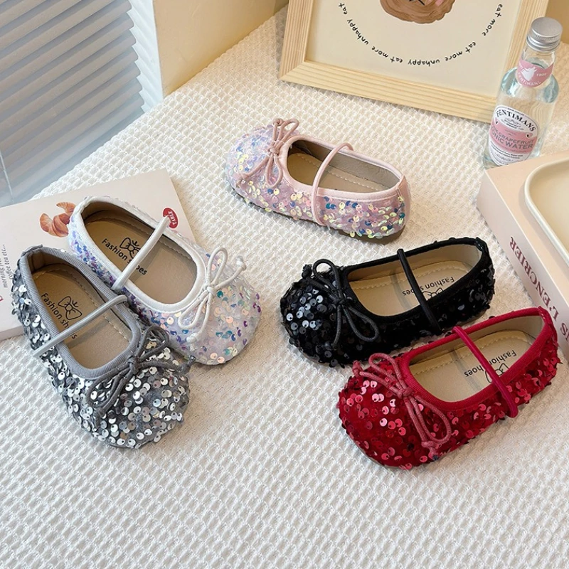 

Детские туфли-лоферы «Принцесса» 2026: Новая корейская коллекция, мягкая подошва, модные, нескользящие, удобные, универсальные.