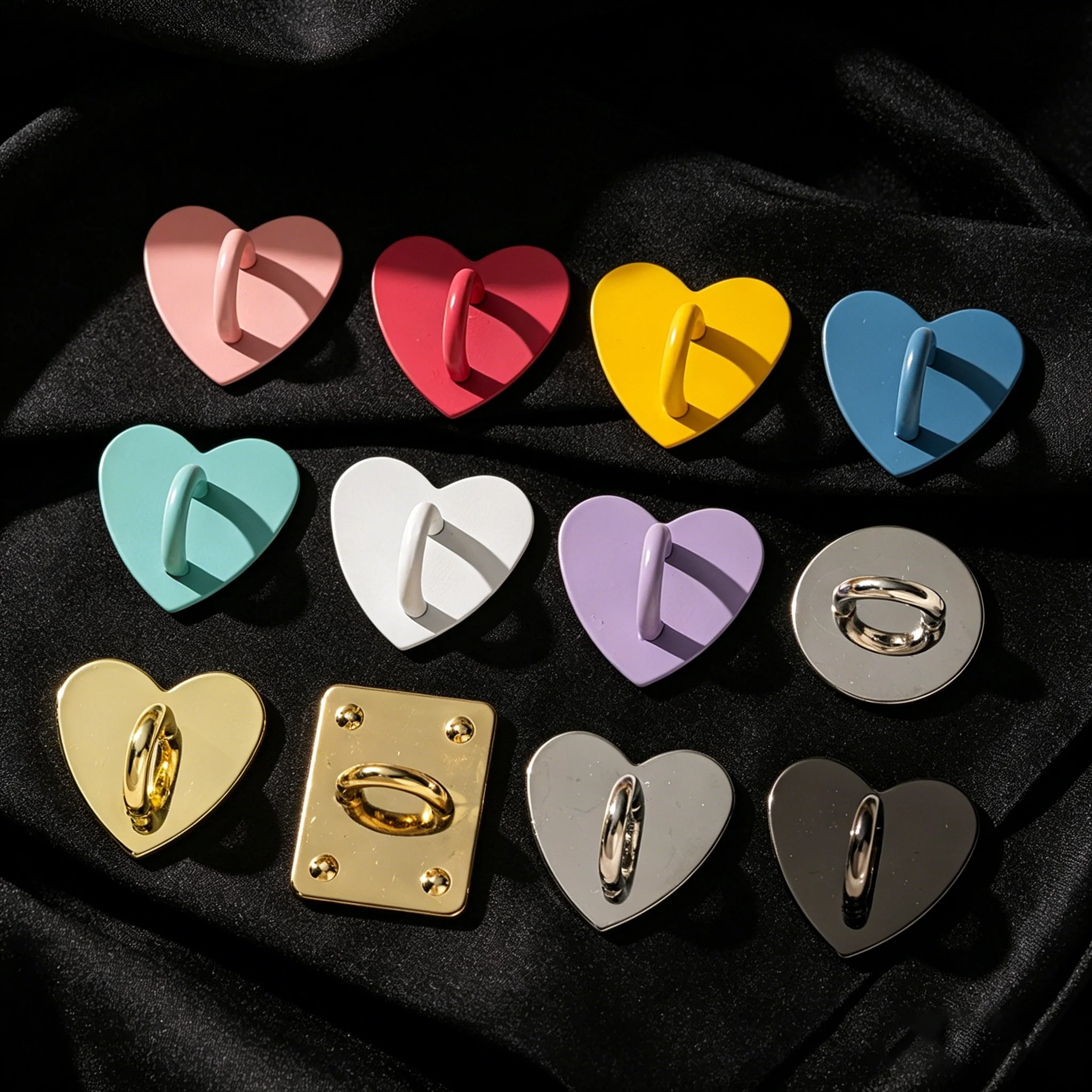5 Stück/Set Kawaii Selbstklebende Metall-Herz-Handyanhänger, Handyhülle-Ringständer, Hakenverschluss, Charms, Schnur-Zubehör – Detail 3