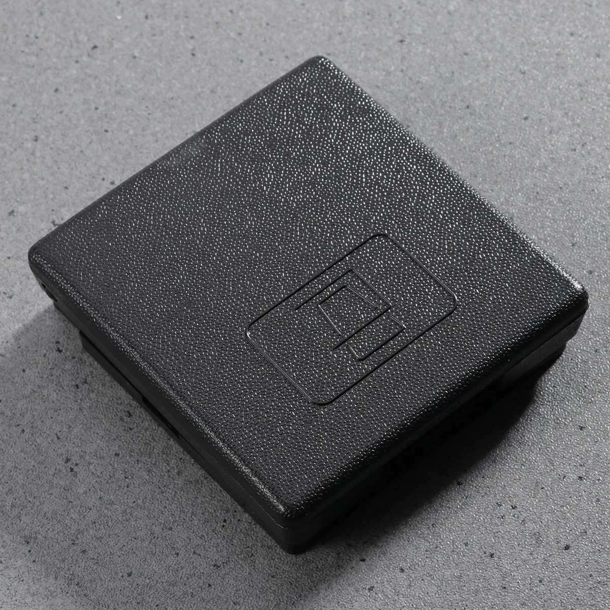 

Складной автомобильный подстаканник для бутылок с напитками и банок, универсальное автомобильное крепление для грузовика, компактный водонепроницаемый портативный черный