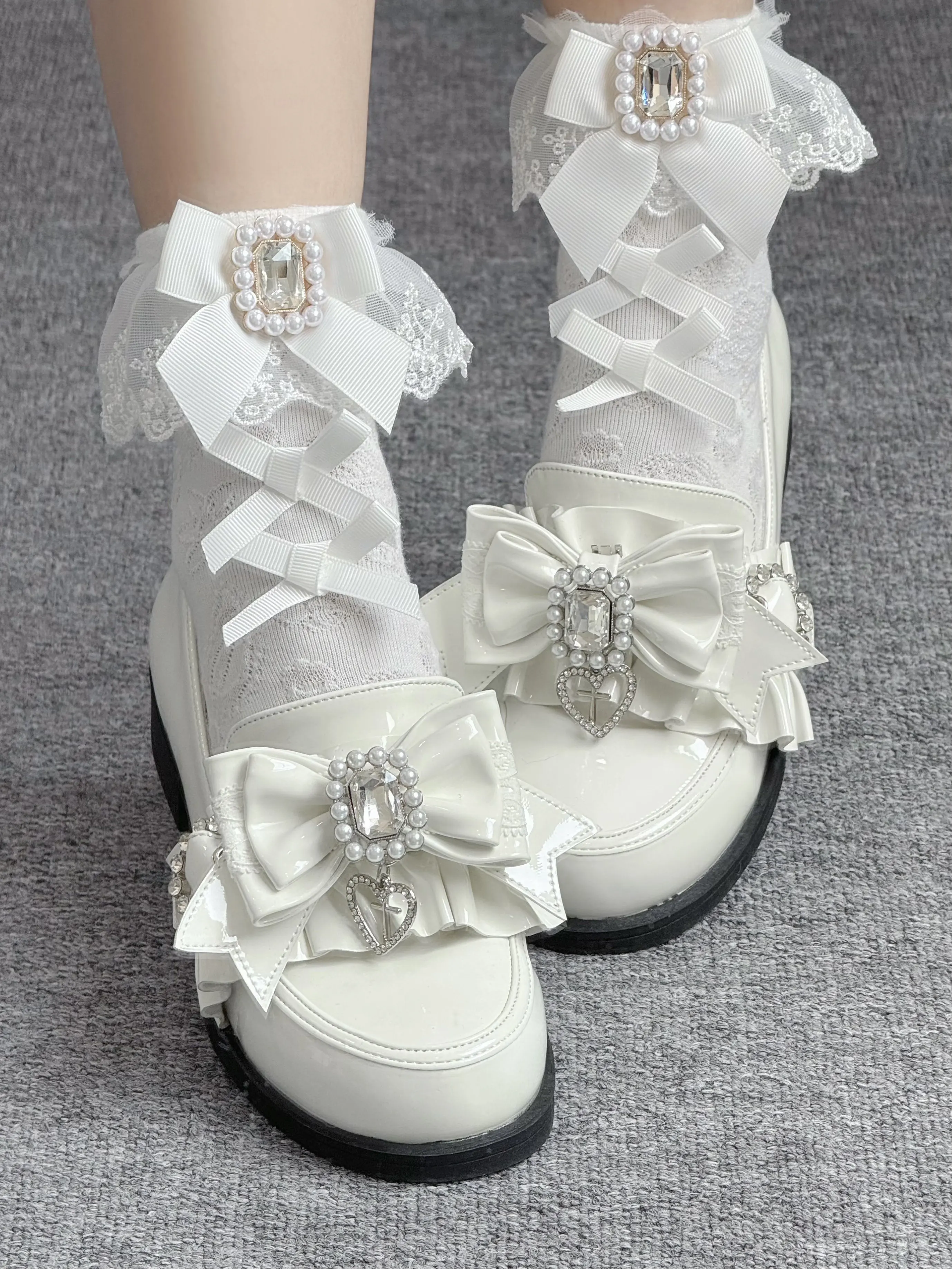 Japanese Versatile Small Leather Shoes One-pedal Loafers Buds Mass-produced Lolita Bow Rhinestone Low-heeled Single Shoes Women