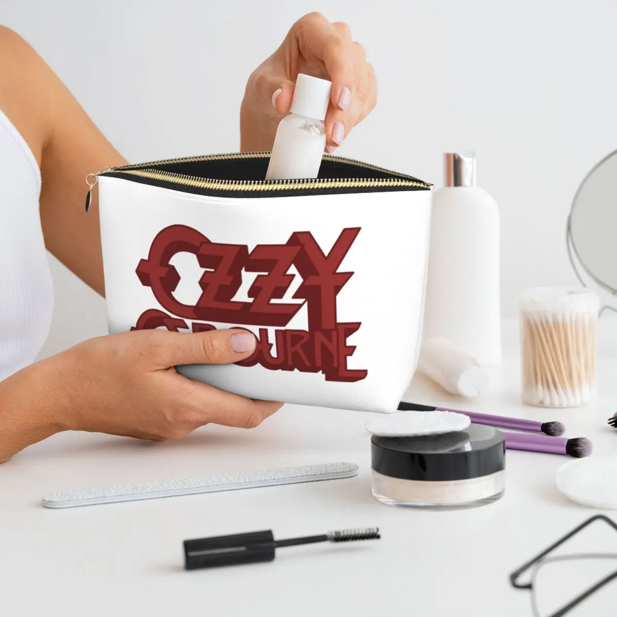 

Ozzy Osbourne Merch Prince Of Darkness Women Cosmetic Bags Travel Makeup Organizer Pouch Toiletry Storage Dopp Kit Case