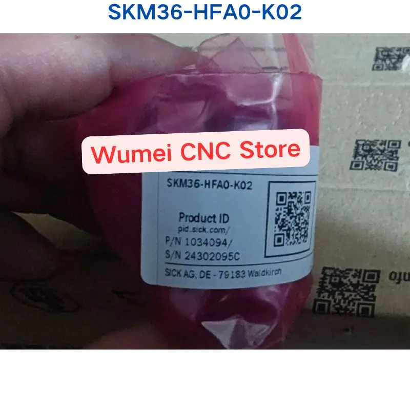

Brand New Original encoder SKM36-HFA0-K02 a piece of If you need other specifications, please consult