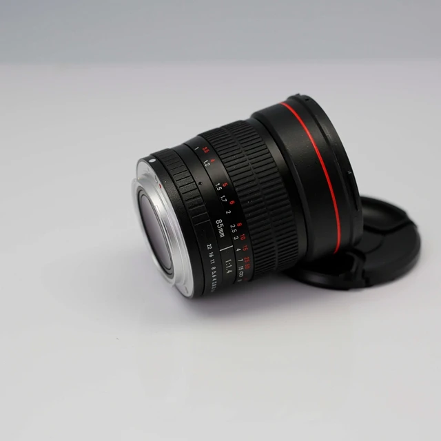

85mm Fixed Focus Lens For EF Camera Lenses F/1.4 Portrait Lens
