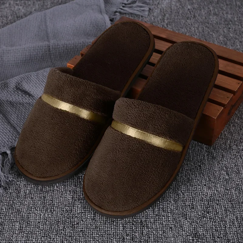

1 Pair Reusable Hotel Slippers for Men Women Coral Fleece Slippers Non-slip Breathable Soft Winter Accessories Indoor Shoes