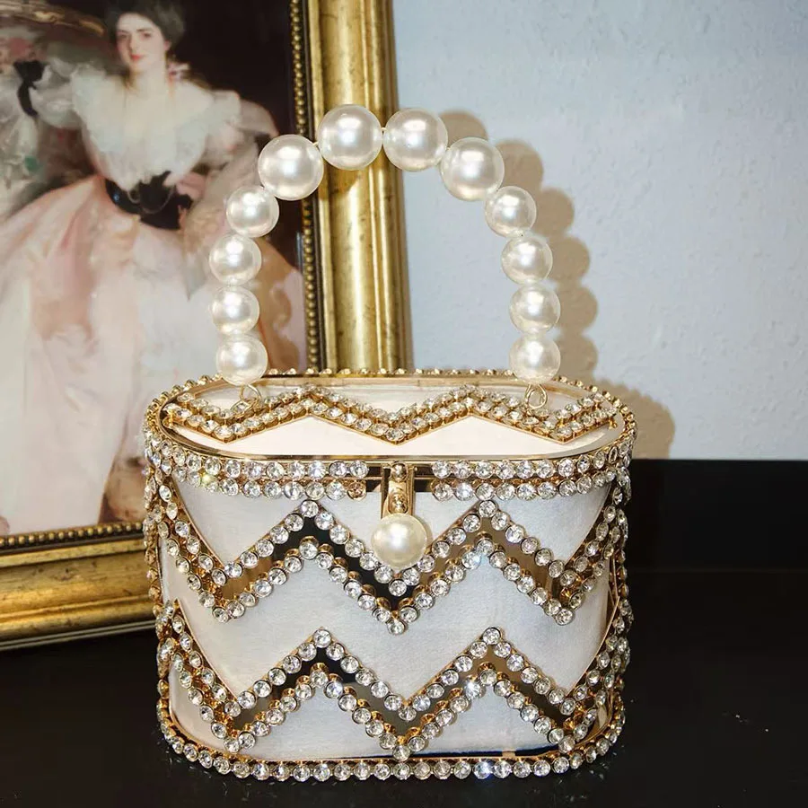 

Новинка 2023 года, вечерние сумки с металлическим бриллиантом для женщин, роскошные сумки через плечо с цепочкой, вечерние свадебные клатчи, женская сумка для ужина