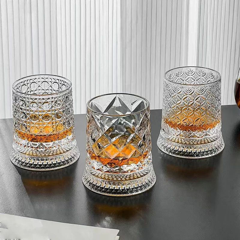 1PCS Rotating Whisky Glass 360 Degree Rotating Crystal Beer Glass Thick Base for Bourbon And Scotch Whisky a Unique Gift for Men