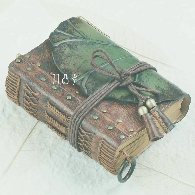 

Lotus Leaf Leather Notebook: A5 A6 Hand-customized Retro Style