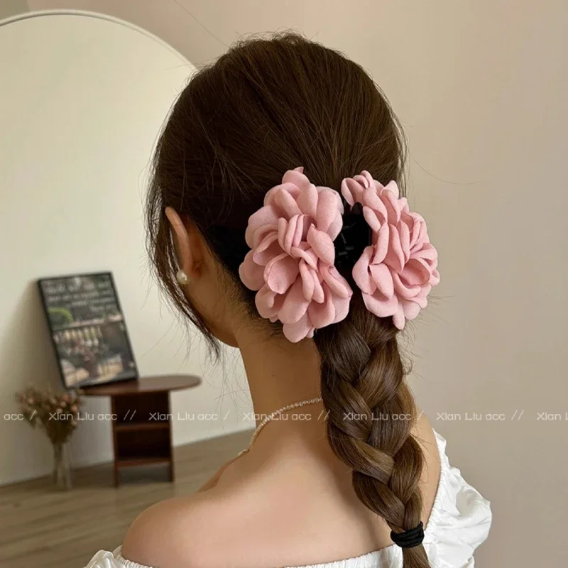 Hair Claw Dried Rose Blossom Claw Clip Female Style Shark Clip Sweet Claw Clip Spring/Summer New Style Hair Jewelry