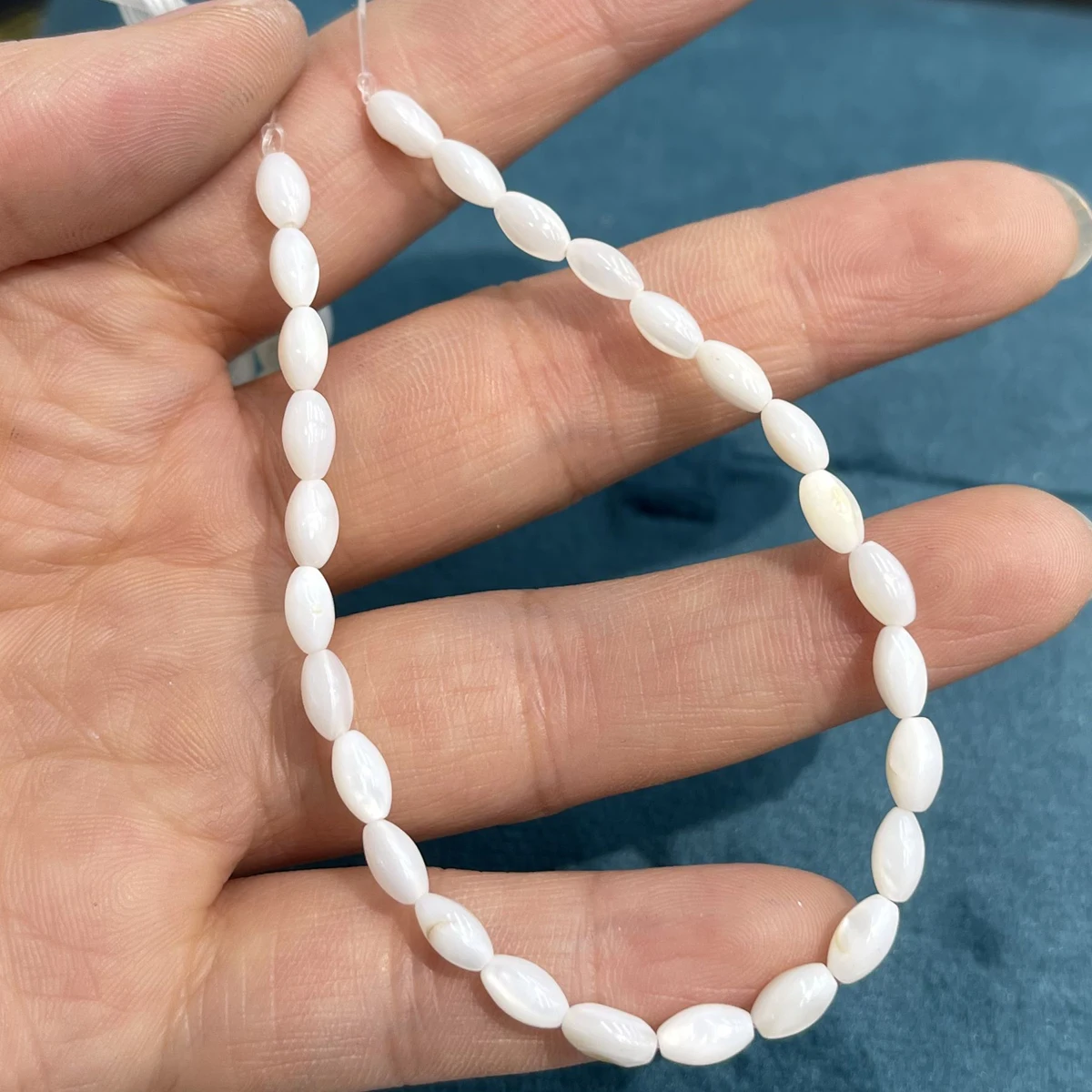 Natural Shell Rice Shaped Imit - огляд і ціна Natural Freshwater Pearl Strand Loose Beads