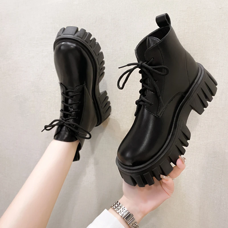 

Winter 2023 New Women's Fashion Ankle Boots Lacing Platform Boots Women's Warm and Anti Slip Short Boots Women's Boots