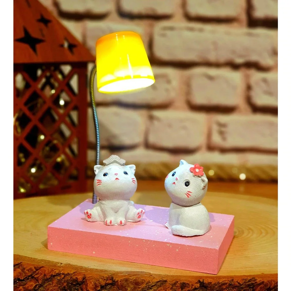 Cute Friendly Kitties Table Lamp Gift for Friend