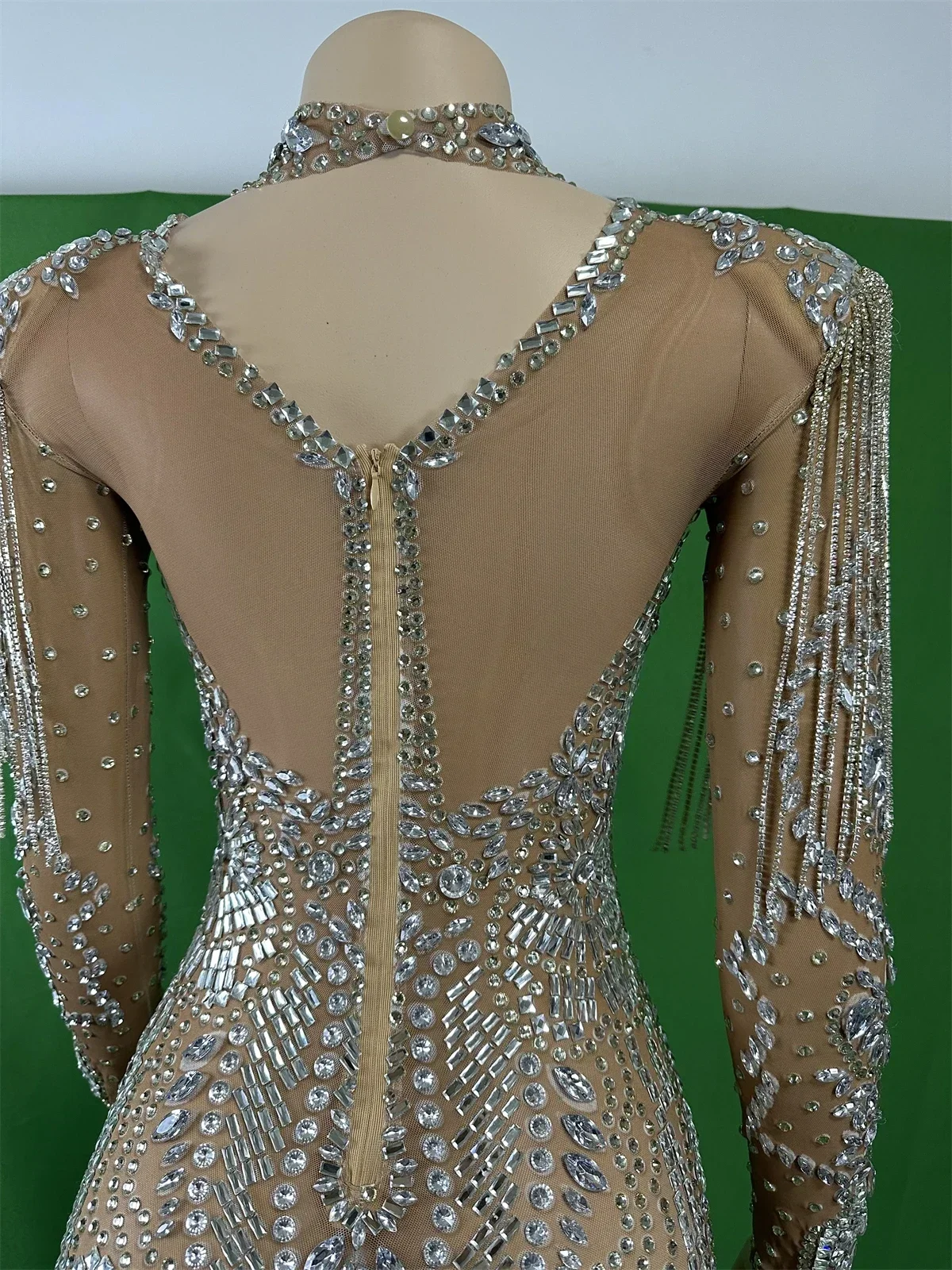 فستان حجر الراين الكامل اللامع للنساء انظر من خلال تمتد حفلة عيد ميلاد الحفر مرحلة ارتداء أداء سحب الملكة زي