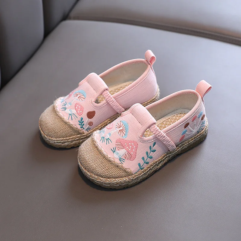 New Children\'s Chinese Embroidered Shoes Women\'s Linen Straw Woven Low Heel Canvas Shoes Spring Student Series Single Shoes