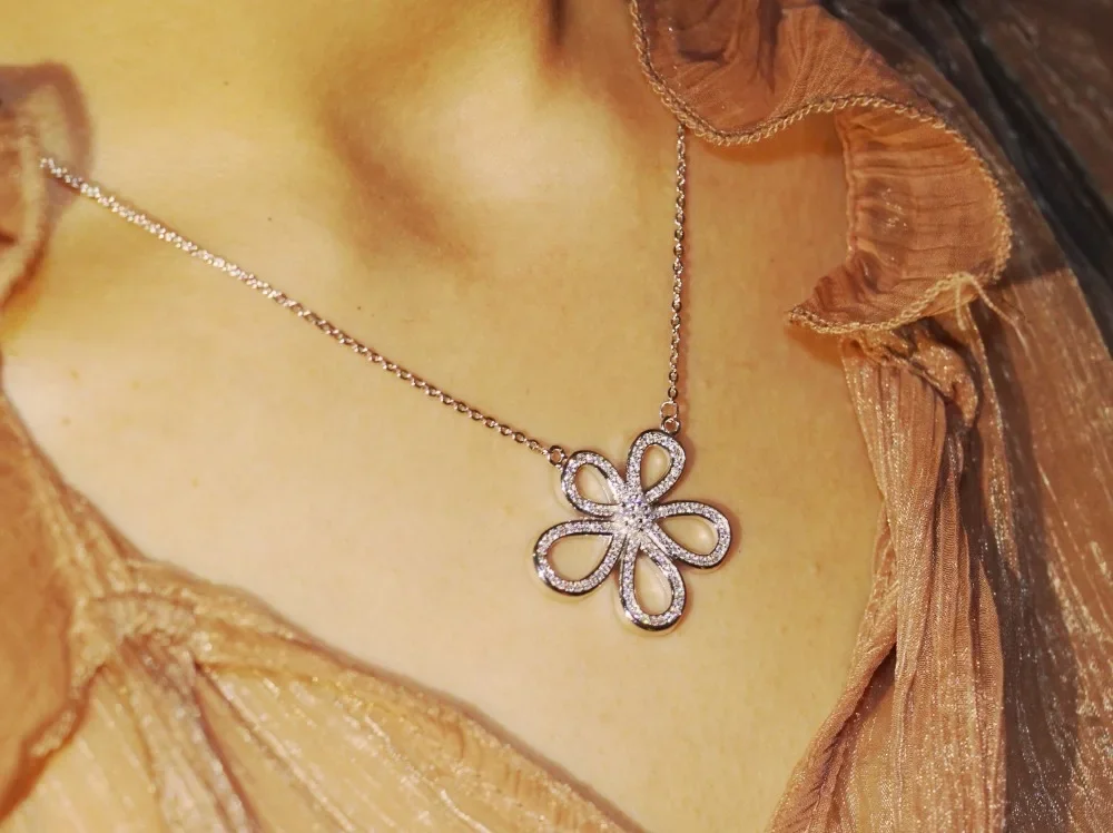 

New Arrival High Quality Luxury Jewelry 925 Sterling Silver Pave Micro AAAA Cubic Zirconia Party Bow Pendant Chain Necklace