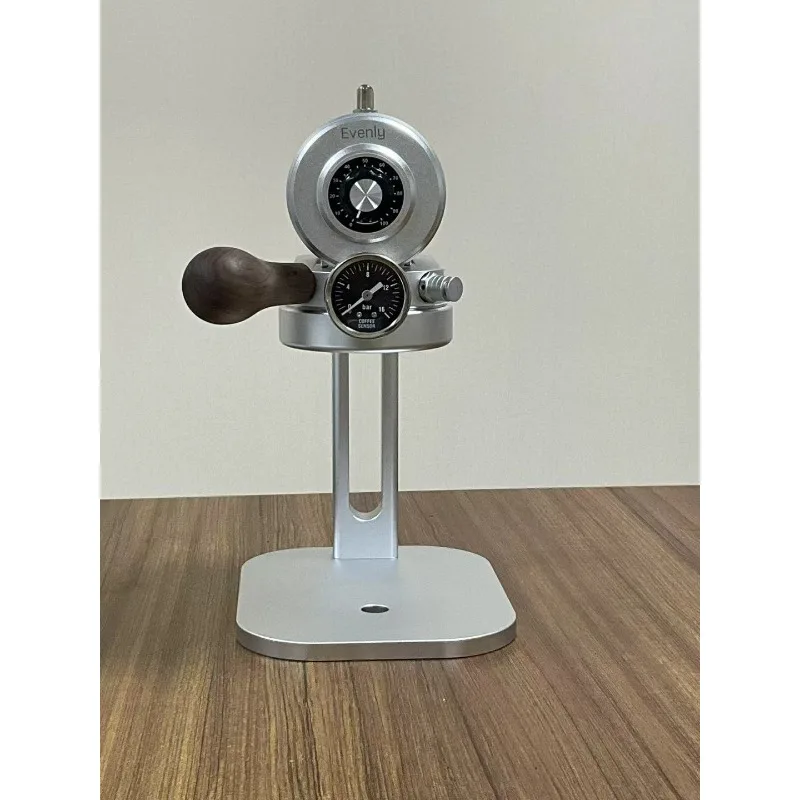 The new second-generation gear pump transformer espresso machine EV58 outdoor coffee maker can be connected to a charger