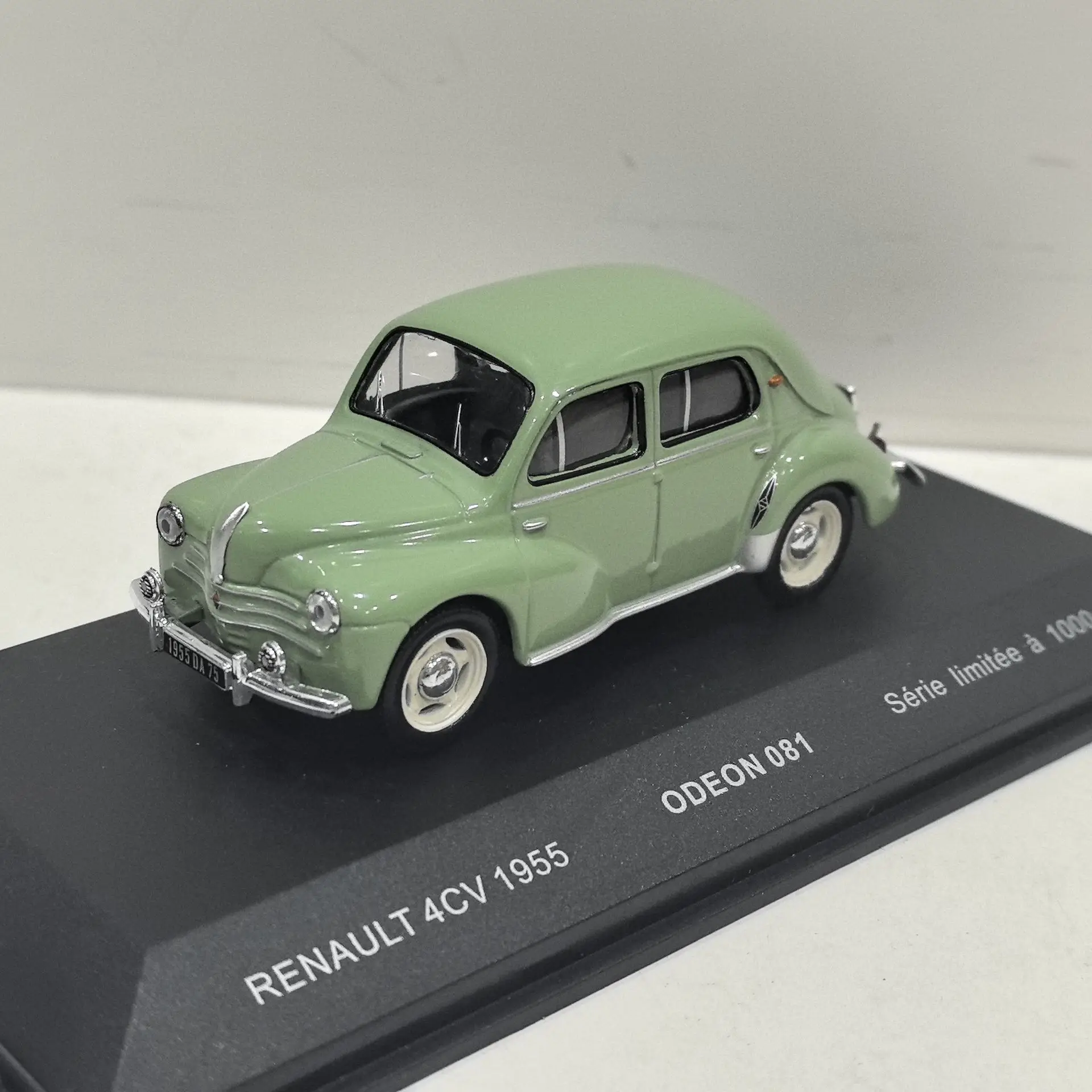 

Diecast ODEON 1/43 Scale RENAULT 4CV 1955 Alloy Car Model Collectible Toy Gift Souvenir Display Ornament