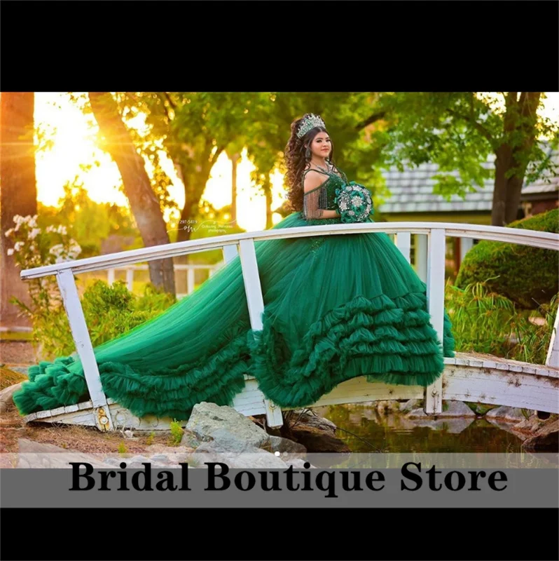 Elegant Green Princess Ball Gown Quinceanera Dresses Bead Tiered Ruffle Sweet 16 Dress Birthday Party Gown Customized