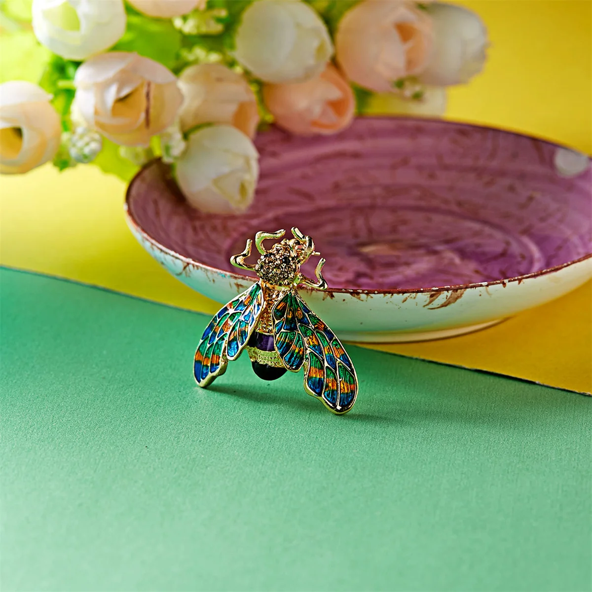 Kristall Kleine Biene Broschen Für Frauen Exquisite Vintage Strass Insekt Biene Anstecknadeln Tier Abzeichen Vielseitig Schmuck Geschenk – Detail 2