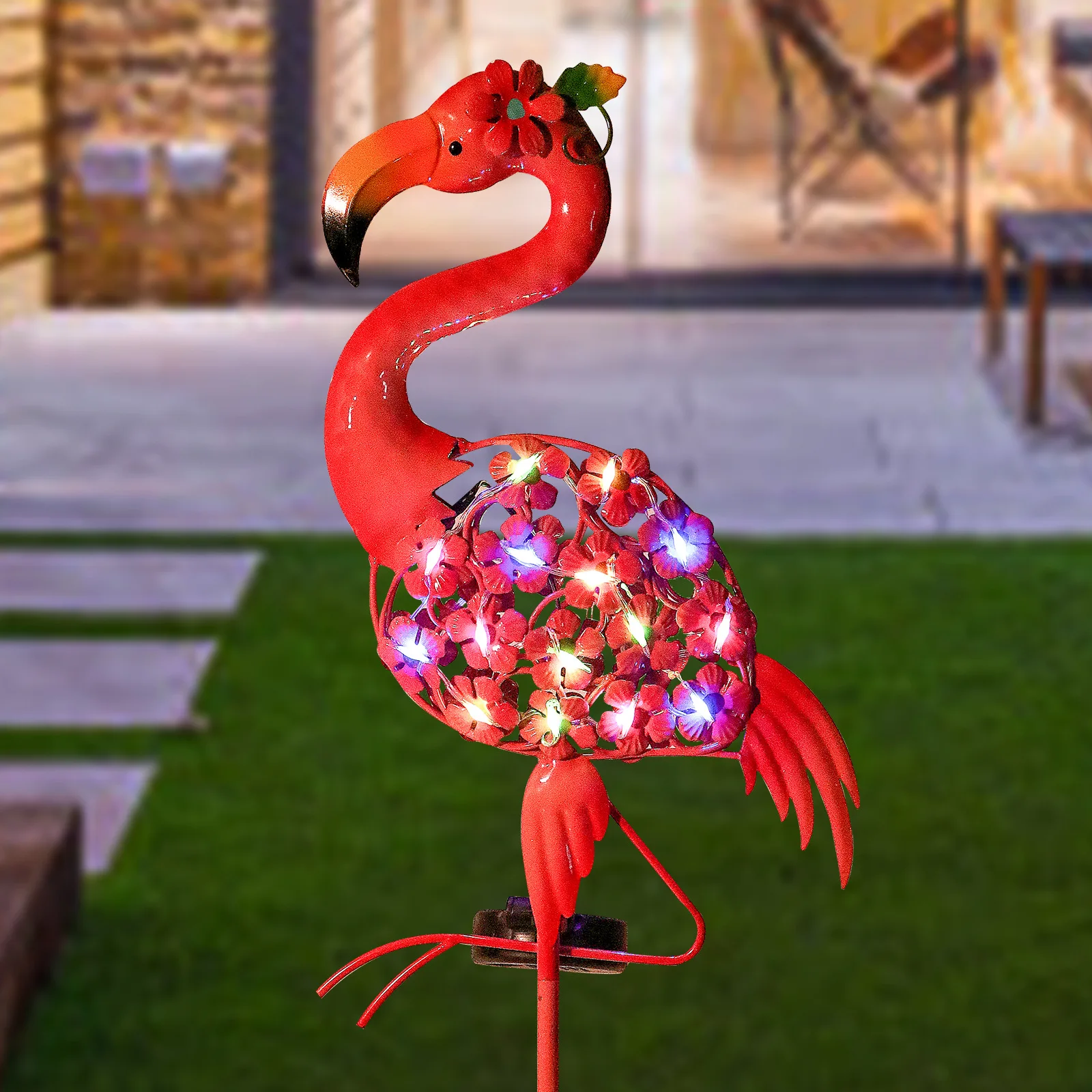 

New Outdoor Solar Powered Flamingo Wrought Iron Floor Lights Courtyard Lawn Lights Garden Decorative Crafts