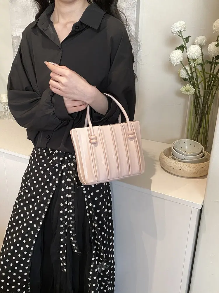 

Women's Hand Bags Crafted From Sky-Printed Leather Boasting Paris Famous Vintage Stylish Look​