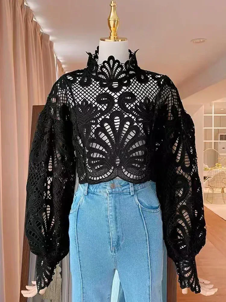 Spring Summer New Fashion Blouse Female Hollow Lantern Sleeve Temperament Blusa Stand-up Collar Slim Short Lace Shirt C342