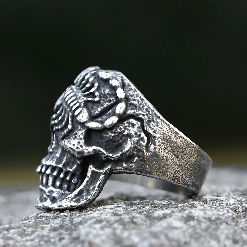 2022ใหม่ผู้ชาย316L สแตนเลสสตีลแหวนโกธิค Vintage Spider Skull แหวนผู้ชาย Heavy Punk Demon เครื่องประดับของขวัญ Dropshipping