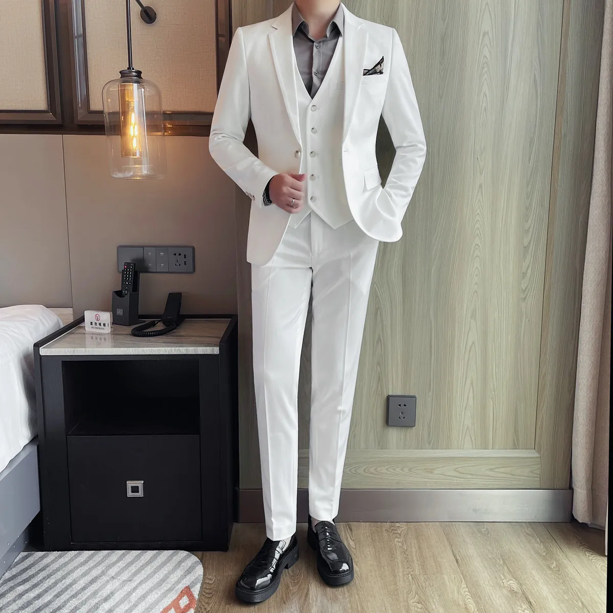 

3Pieces(Blazer Jackets+Vest+Pants) Suit For Man British Style Business Formal Wear Slim Fit Elegant Wedding Men's Suits Sets Men