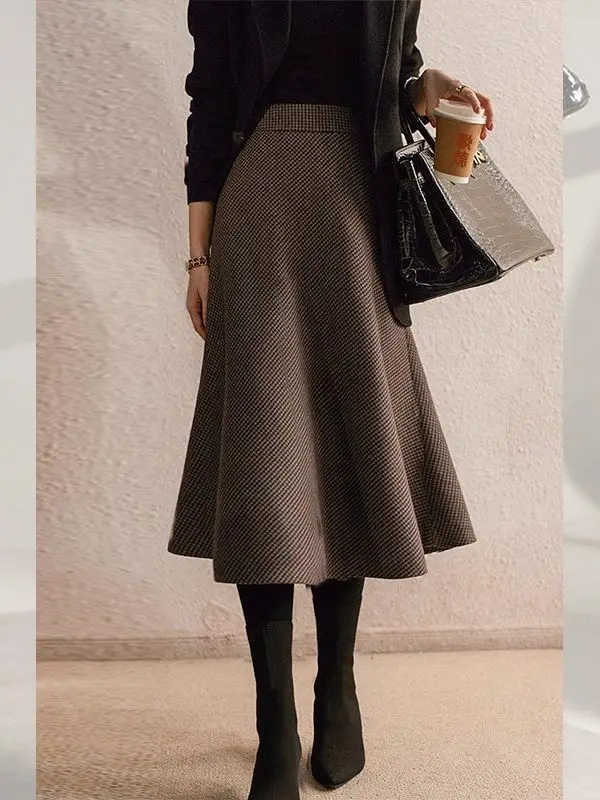 Fashion Vintage Plaid Long Woolen Skirt Female Classic Japanese Korean A-line Belt Slim Autumn Winter Commute Casual Skirts D819