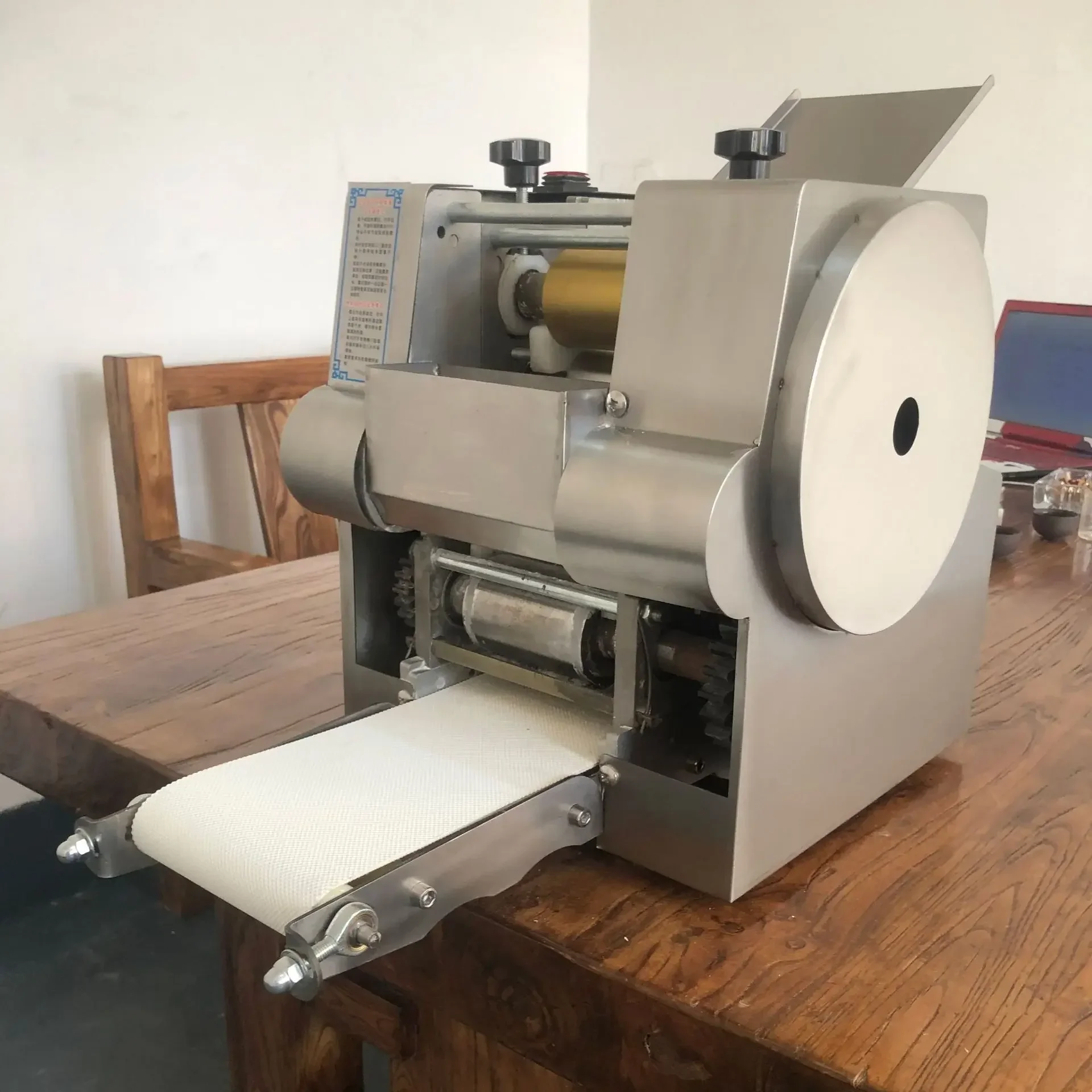 New Commercial Dumpling Leather Machine, Commercial Multifunctional Stainless Steel Dumpling Leather Rolling Machine
