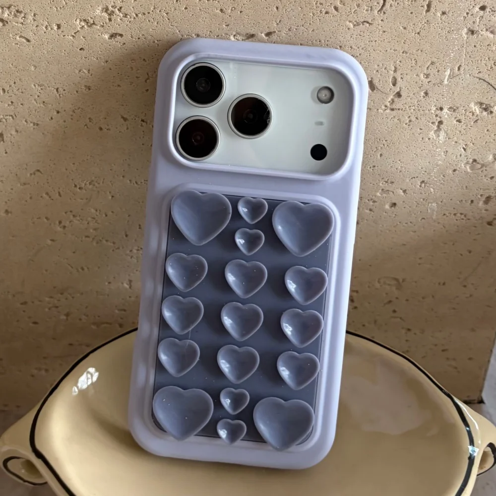 Niedliche Herz-3D-Saugnapf-Silikonhülle für iPhone 18 17 Pro 16 Pro Max mit starker Adsorptionsfunktion, stoßfester, weicher Schutzhülle – Detail 10