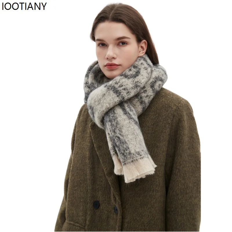 IOOTIANY Autumn And Winter Men\'s Women\'s Cashew Flower Jacquard Scarf Extended Warm Fashion Simple Scarfs Casual Cloak New