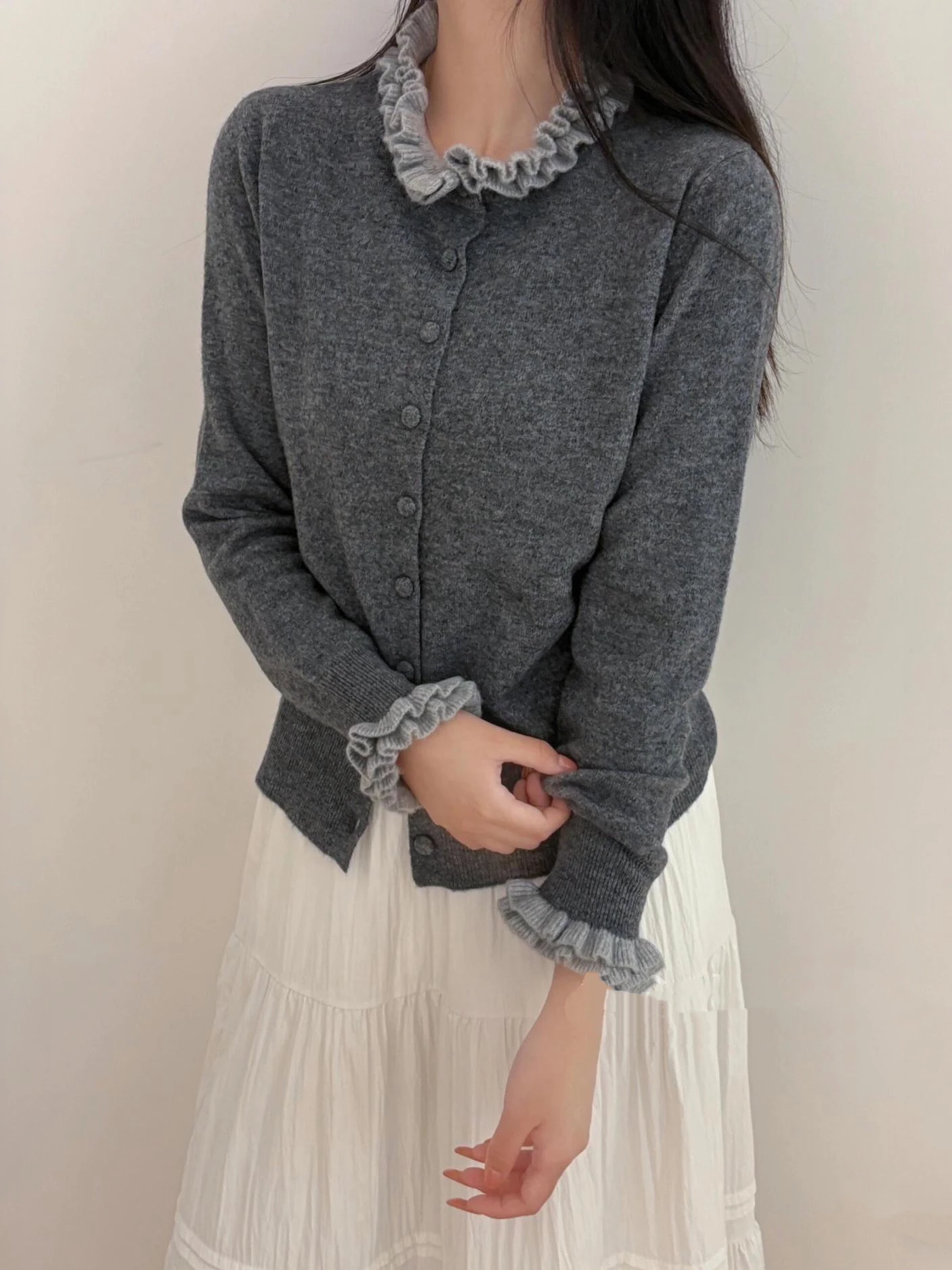 

Spring Autumn Faionable Ruffle Lace Knitted Sweater Women's Slim Fit Sweet Youthful Cardigan Coat Casual Sle Soft Material