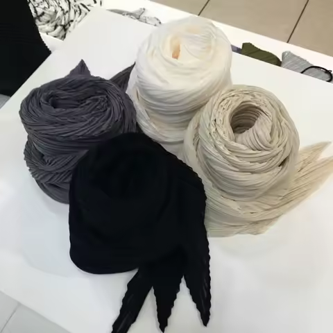 Miyake Pleated Women Scarf Shawl Fabric Korean Fashion Thin Sunscreen Scarf Foulard Femme Luxe Marque Hijabs for Woman