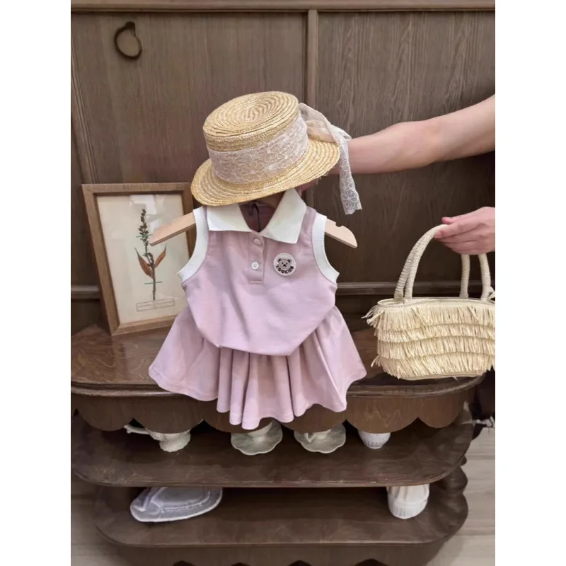 

2025Summer Girls' Outfit New Children's Fashion Short Sleeve Top with Shorts Fresh and Cute Two-Piece Set