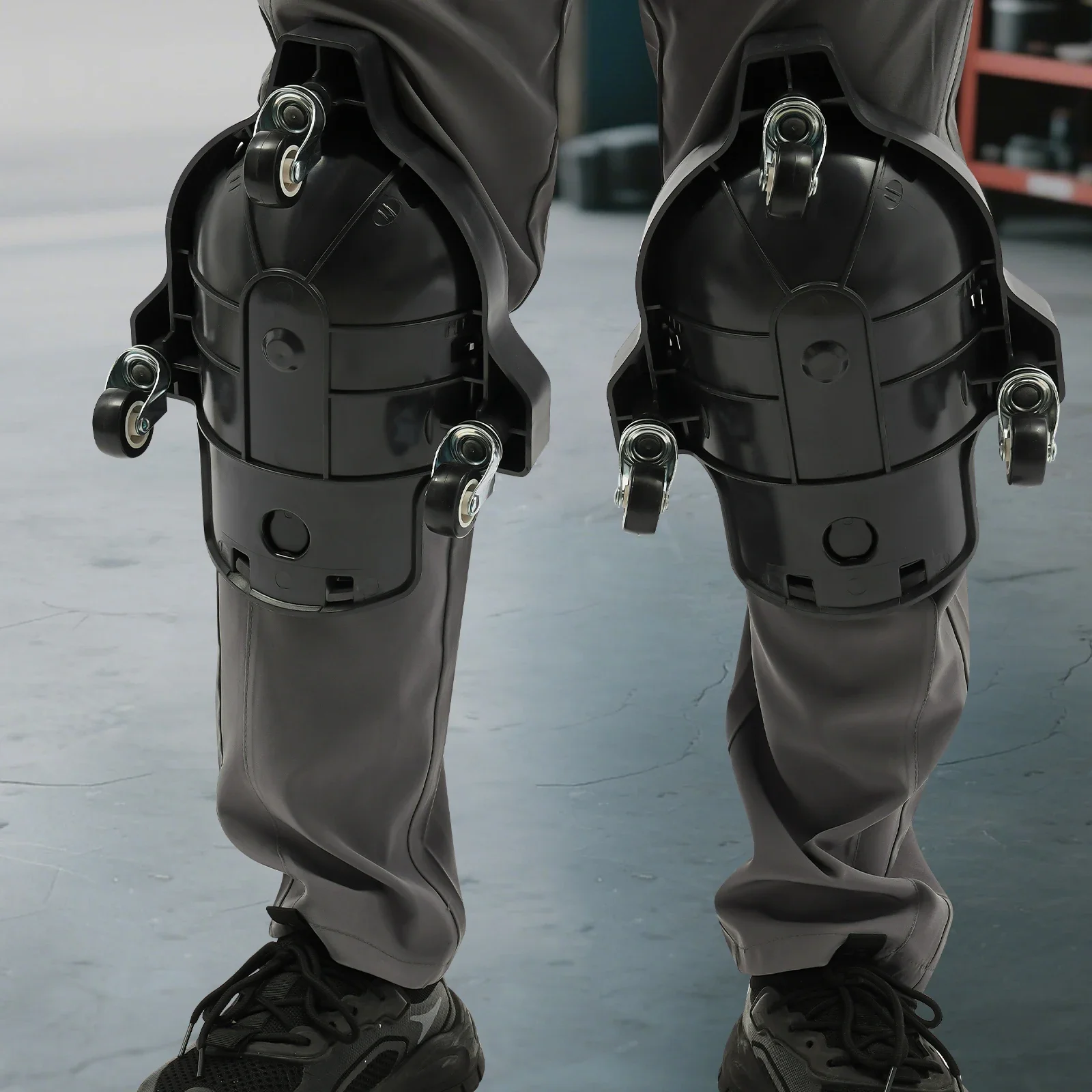 

Rolling Knee Pads, Knee Pads with 3 Wheels, Flexible Sliding Knee Pads with Adjustable Straps for Stable Support