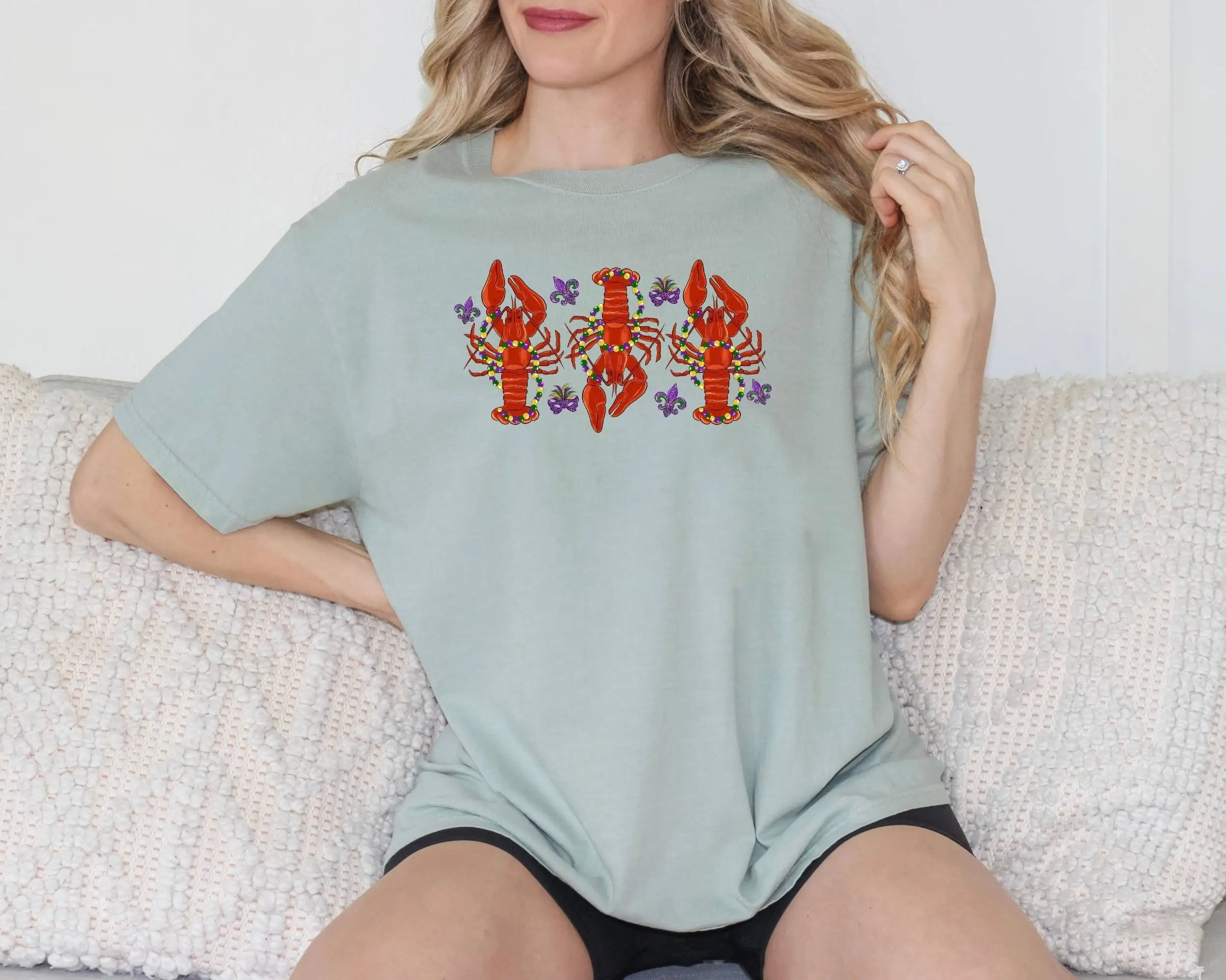 Comfort Color T Shirt Crawfish Beads Mardi Gras Fleur De Lis Carnival Fat Tuesday Lobster