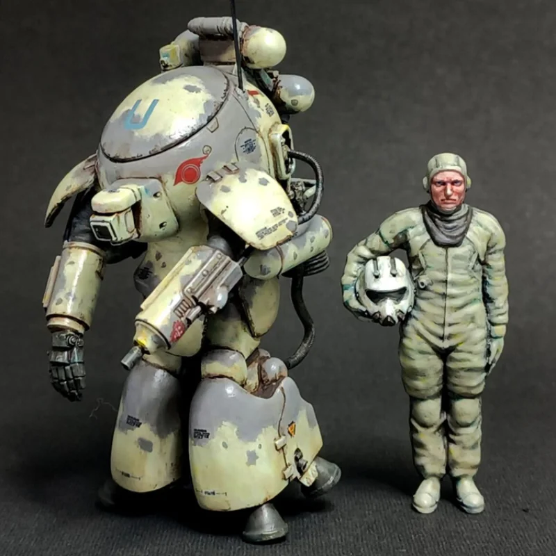 1/35 Resin Figure Full Body Model Kit Yokoyama Mecha Fireball Pilot GK Unassembled and unpainted