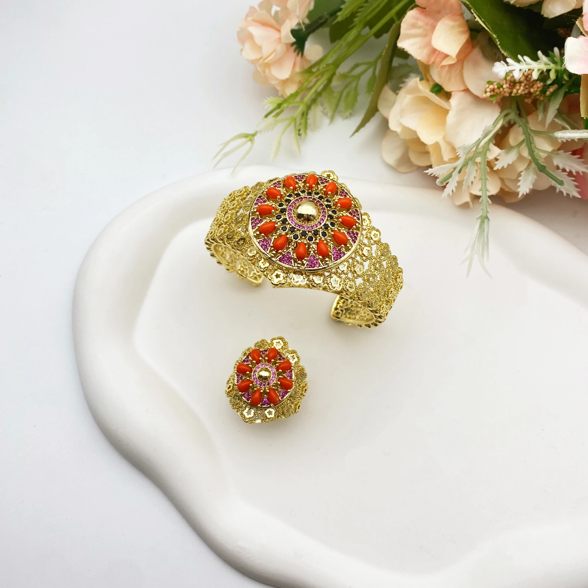 

Флора, 2 шт., комплект браслетов и колец с цирконом, позолоченные африканские украшения, роскошный подарок на каждый день для женщин, аксессуары для вечеринок