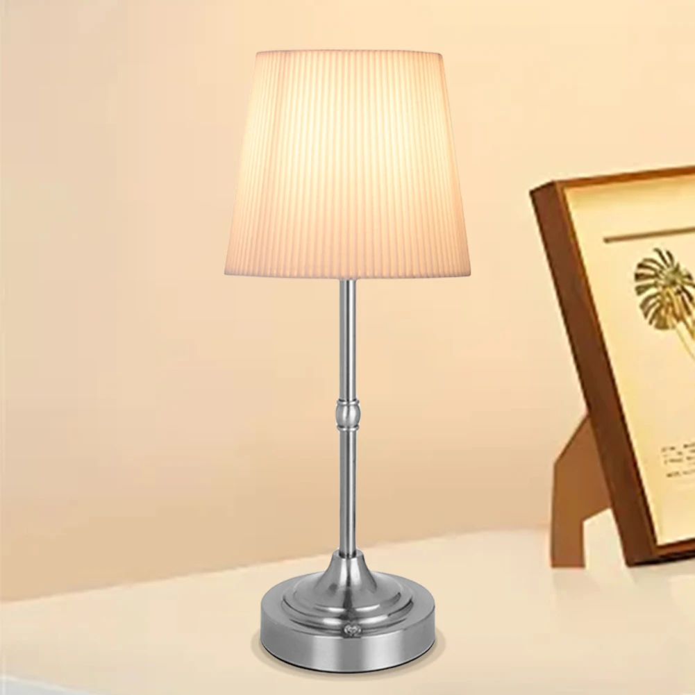 โคมไฟตั้งโต๊ะ LED โมเดิร์นไฟอ่านหนังสือระบบควบคุมแบบสัมผัส Simple Sleeping Light WARM Light ความงาม Night Light สําหรับห้องนอน Study Room