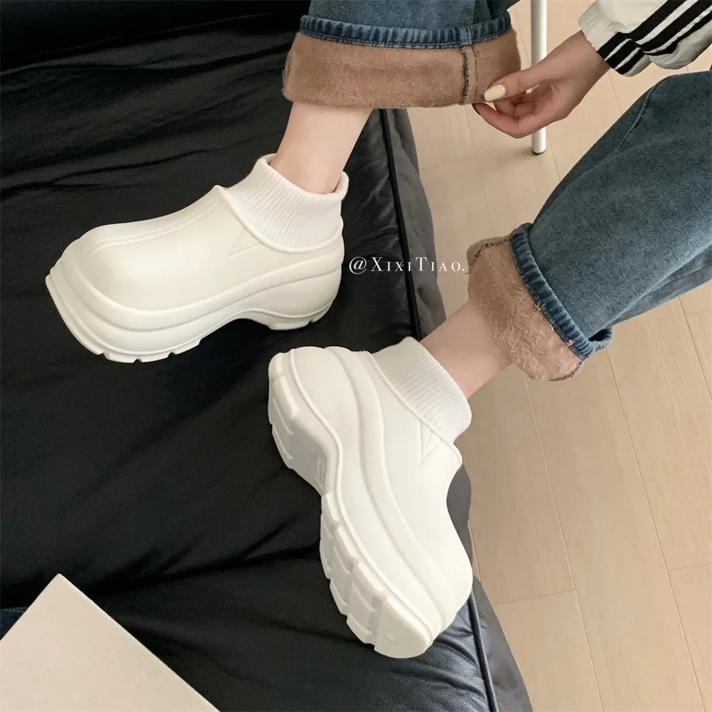 Winter new sports wind outside wear warm padded cotton shoes waterproof heightening thick bottom fashion short boots female