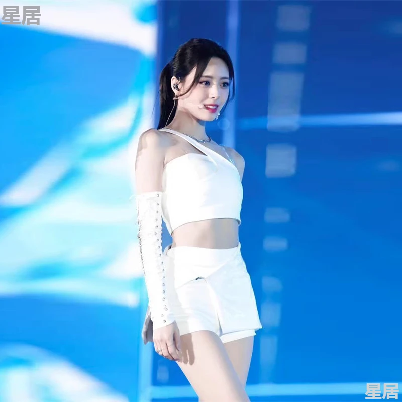 Kpop Korean Singer Concert Jazz Dance Costume White Off-Shoulder Crop Tops Slim Shorts Y2k Nightclub Stage Performance Outfits