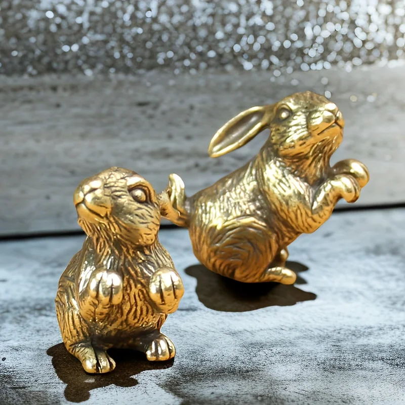 Vintage Brass Rabbit Keychain Chinese Zodiac Rabbit Figurine Pure Copper Handmade Car Key Ring Desk Decor Pendant