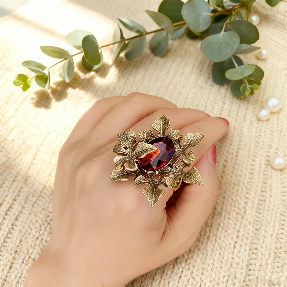 

Women's Bohemian Vintage Statement Ring Nature Leaf Design Red Crystal Gemstone Retro Jewelry Gift Party Daily Wear Adjustable